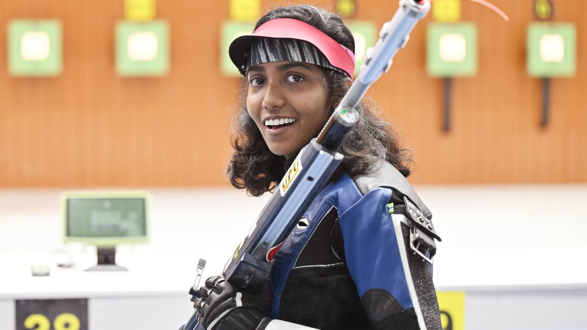 Self-talking Narmada brings the house down