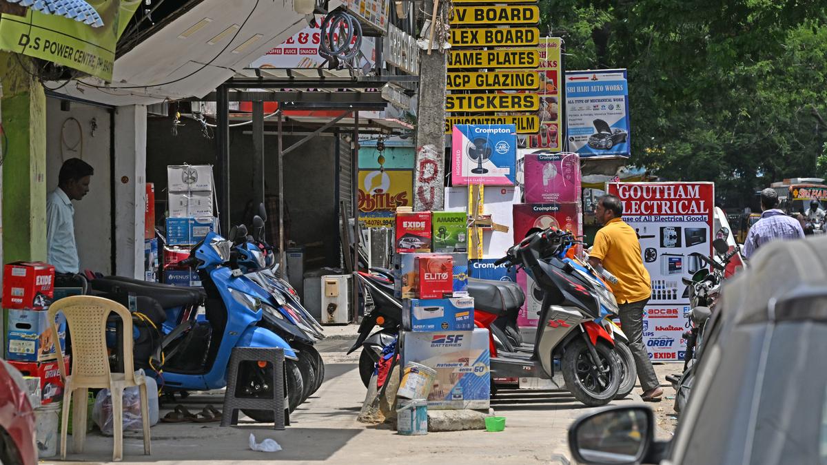 Chennai Corporation issues SOP to clear encroachments on footpaths