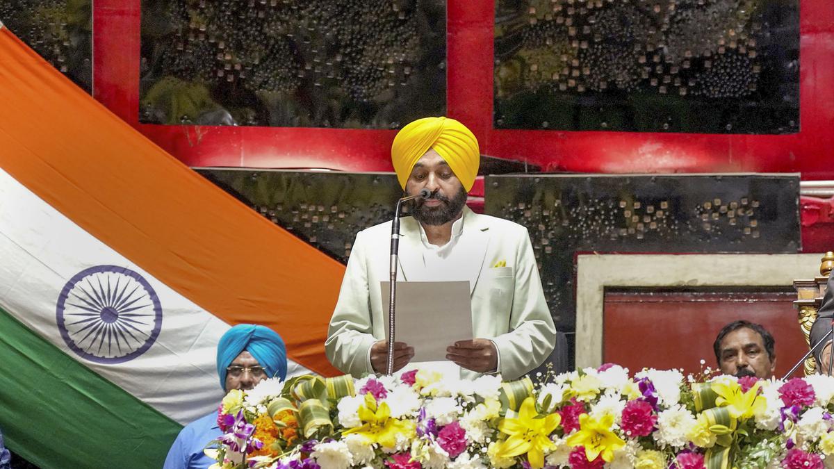 Deliberately distancing non-BJP-ruled States of Punjab, Delhi from Republic Day parade: Punjab CM to Centre