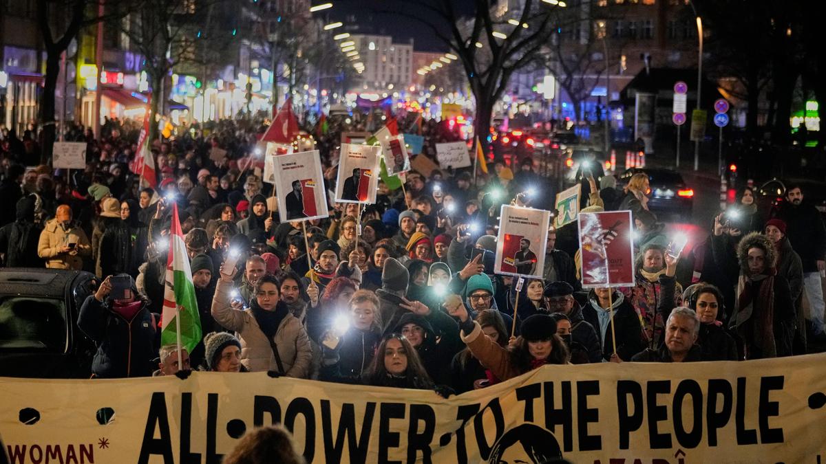 Rights group says Iran protest toll nears 6,000 dead