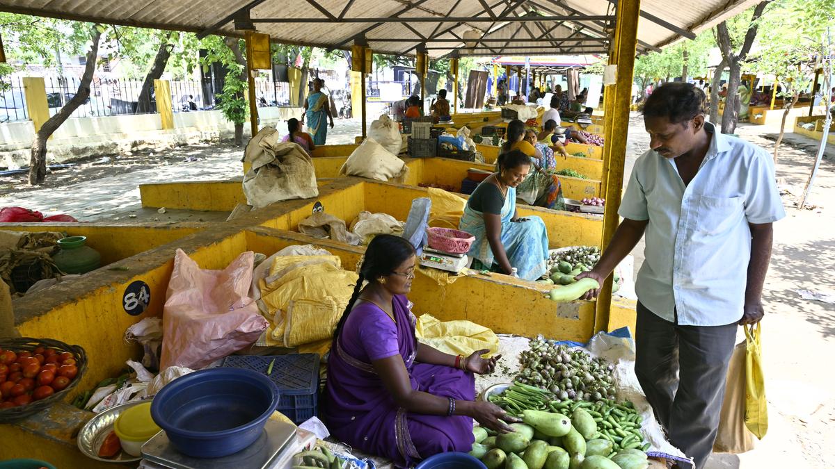 Vegetable prices go up in Madurai, Dindigul