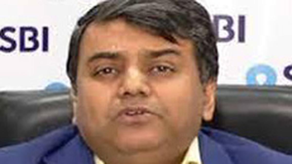 RBI should pause, think about decoupling from Fed: Soumya Kanti Ghosh