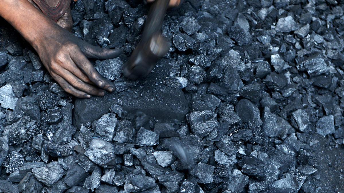 Land protests over Deocha Pachami coal block