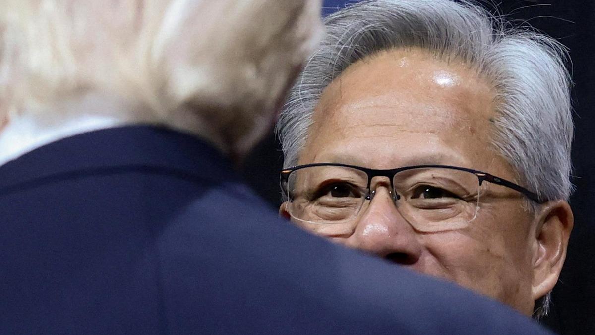 U.S. senators unveil bill to prevent easing of curbs on Nvidia chip sales to China