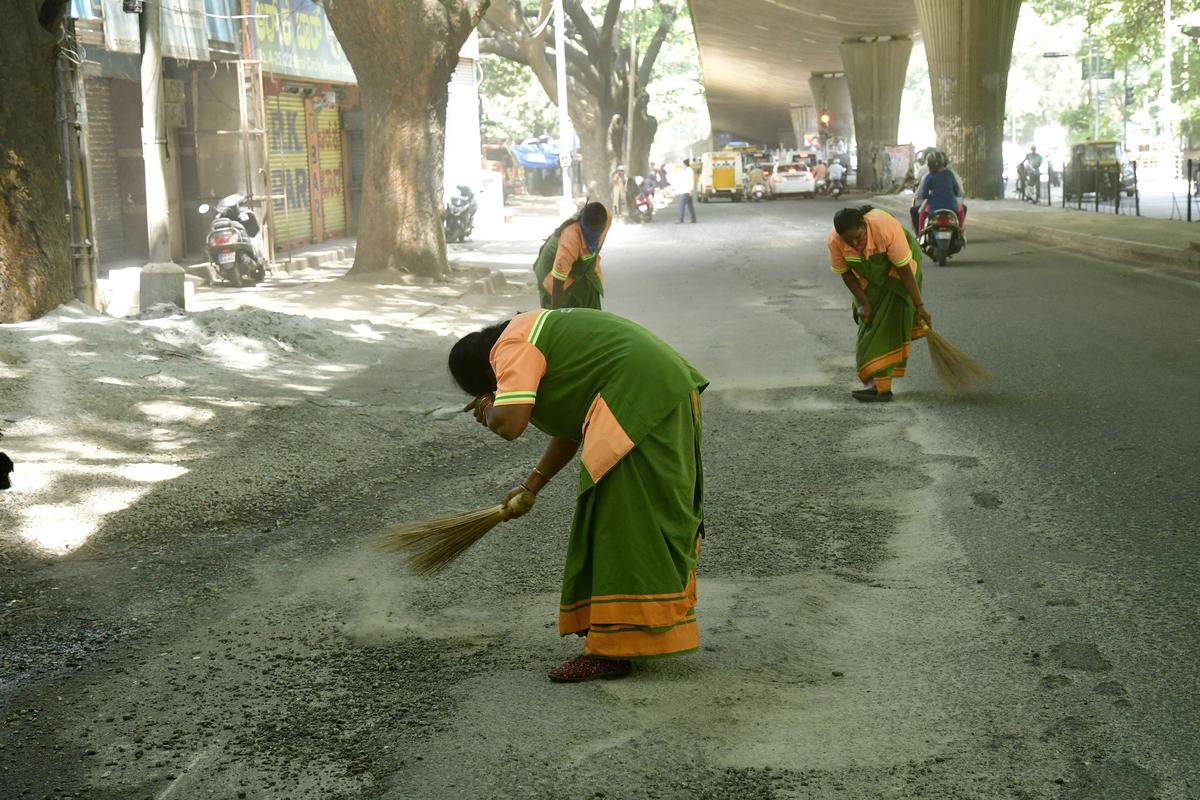 Pourakarmikas chalk out a charter of struggle, demand special law for regularisation of services