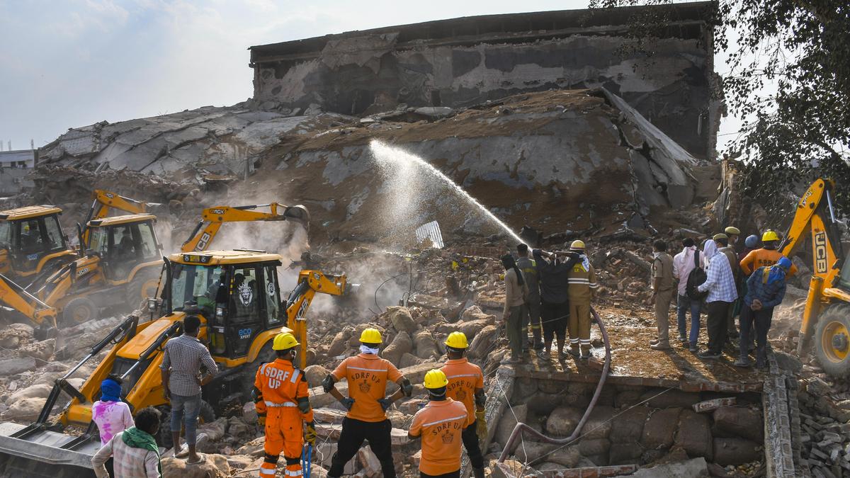 Nine workers injured as cold storage facility collapses in Prayagraj, ammonia leak reported