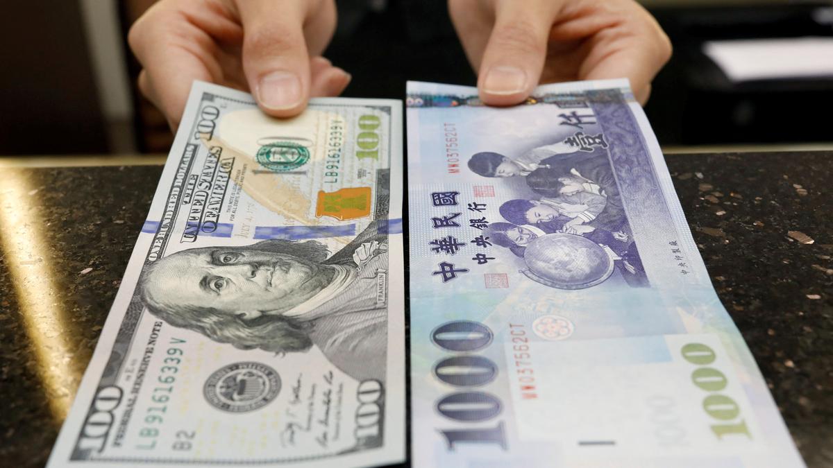 FPIs continue to invest; inject ₹14,167 cr. in equities in May