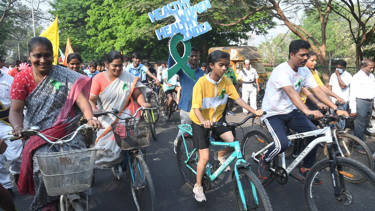 Healthy Women-Healthy India cycle rally in Vijayawada