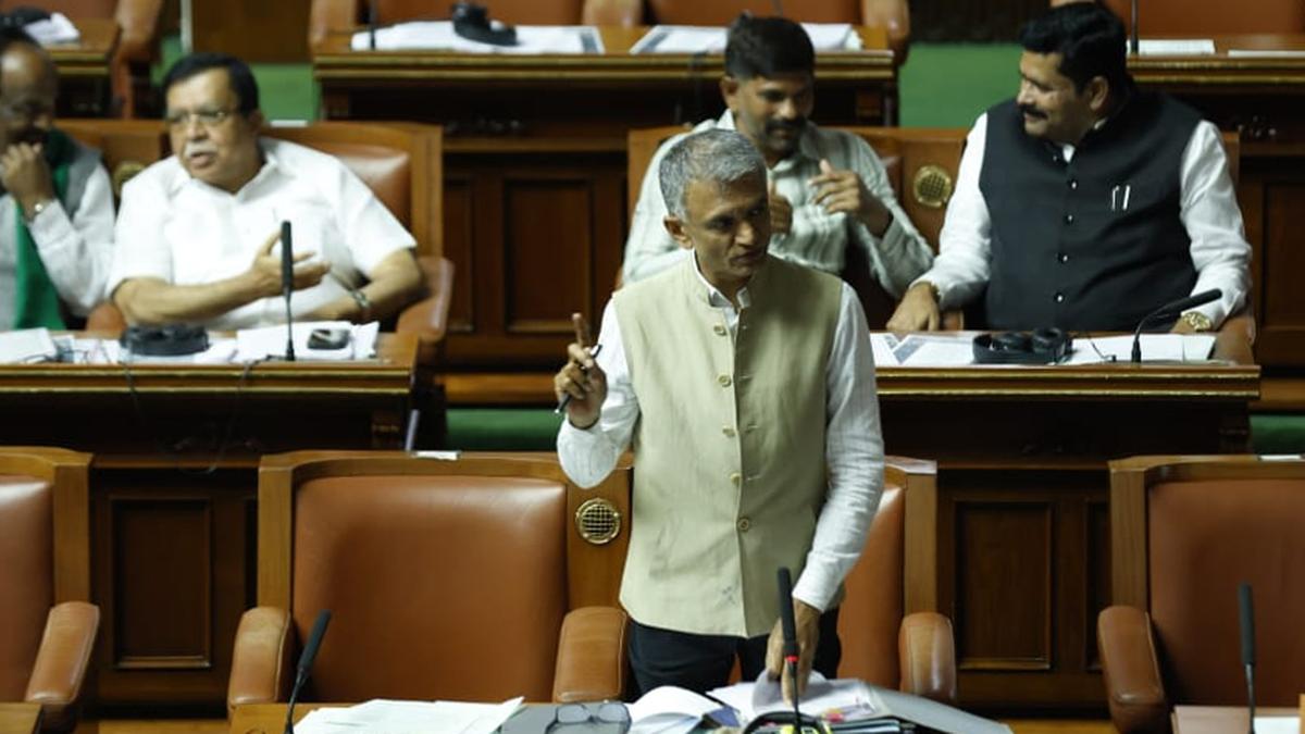 Govt. land: Revenue quasi-judicial authorities to face action if their decisions are not in good faith