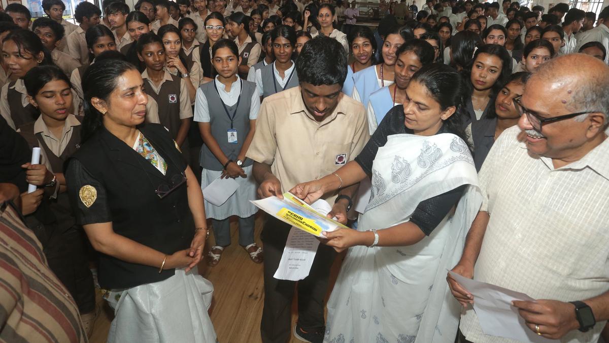 Over 300 schools in Ernakulam to have students, teachers for imparting mental health awareness