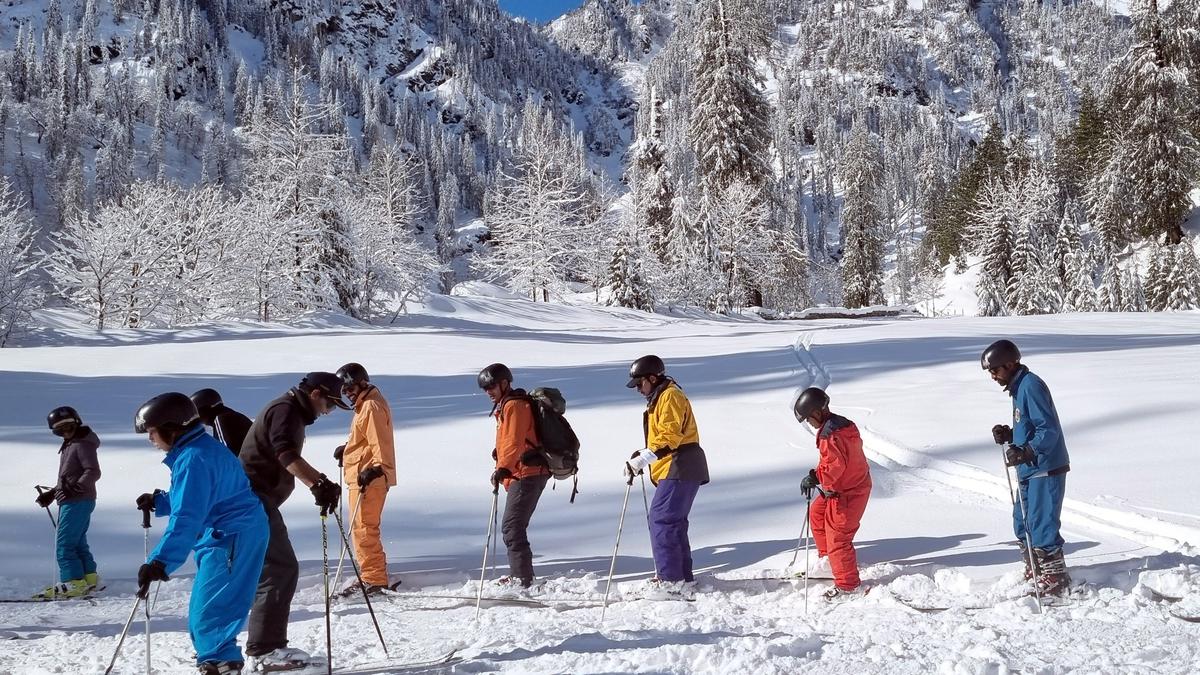 Stranded tourists in Spiti Valley shifted; man killed in landslide during road clearing work