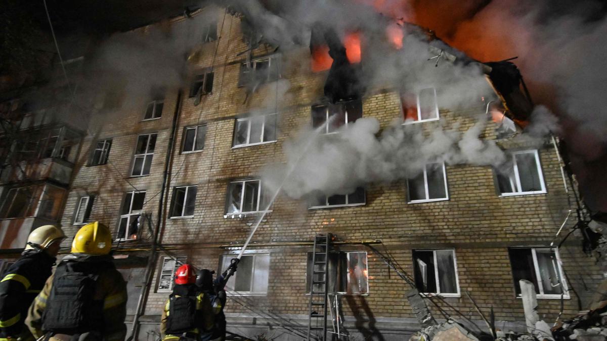 Ukraine says Russian strikes kill at least six