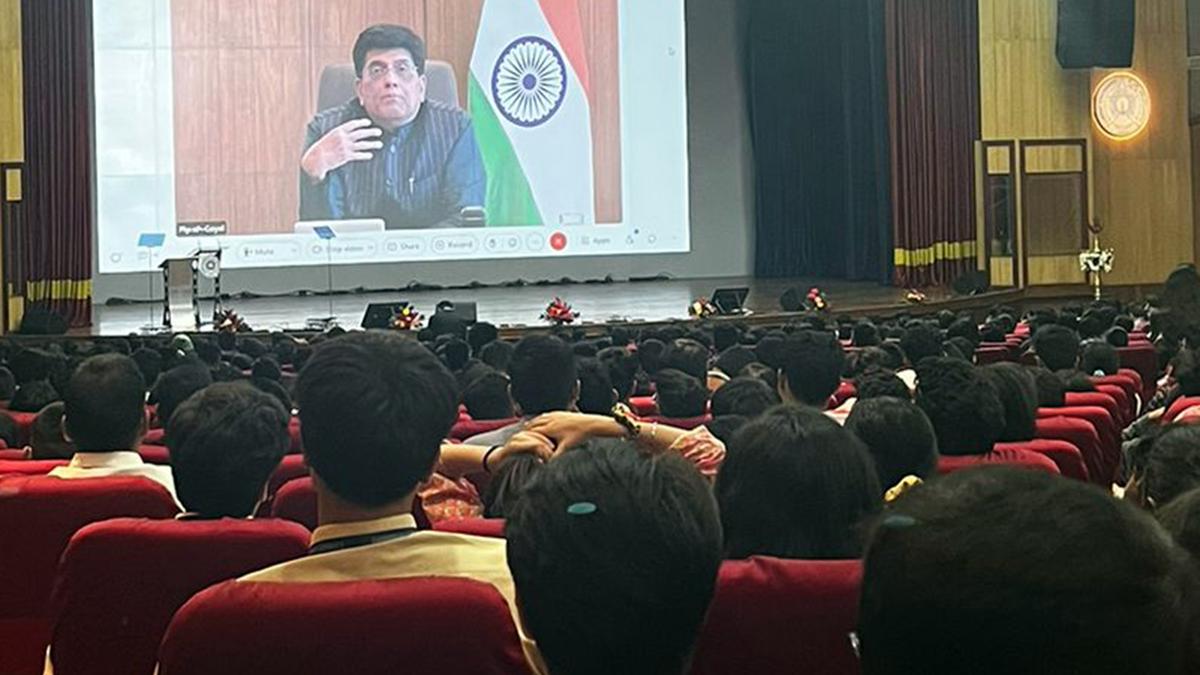 DAKSH opens with huge response