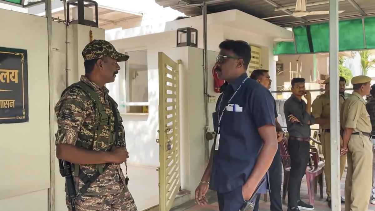 Liquor 'scam': Chhattisgarh ACB/EOW arrests retired IAS officer Niranjan Das