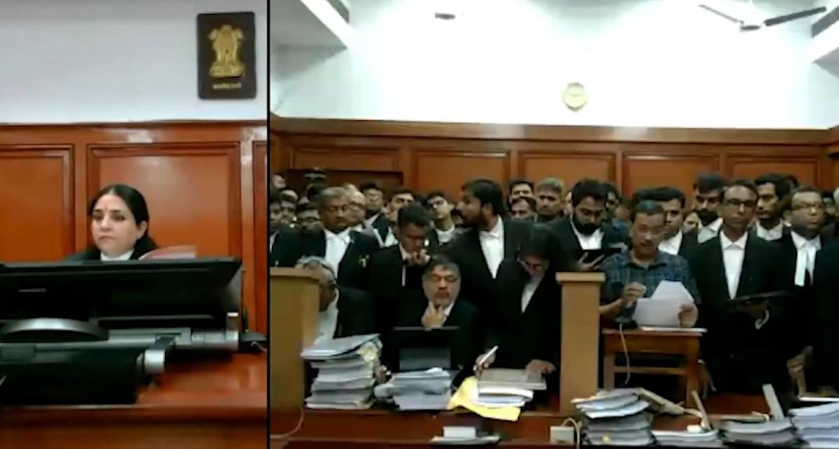 Kejriwal appears before Justice Sharma in Delhi HC; seeks her recusal