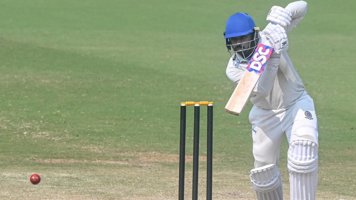 Piala Ranji | Abhishek, Karan berperan sebagai Andhra melewati Tamil Nadu pada hari ketiga