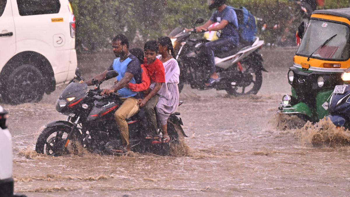 Cloudburst disrupts city life, stormwater drain breached in Banjara Hills