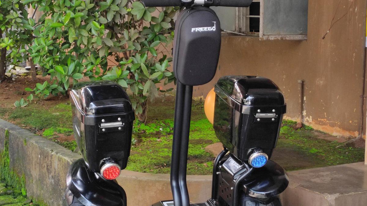 Kochi City police to patrol streets on hoverboards