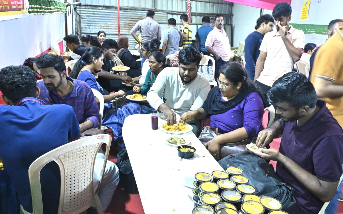 Iftar buffet at Zaara Catering, opp to EA mall., in Chennai.