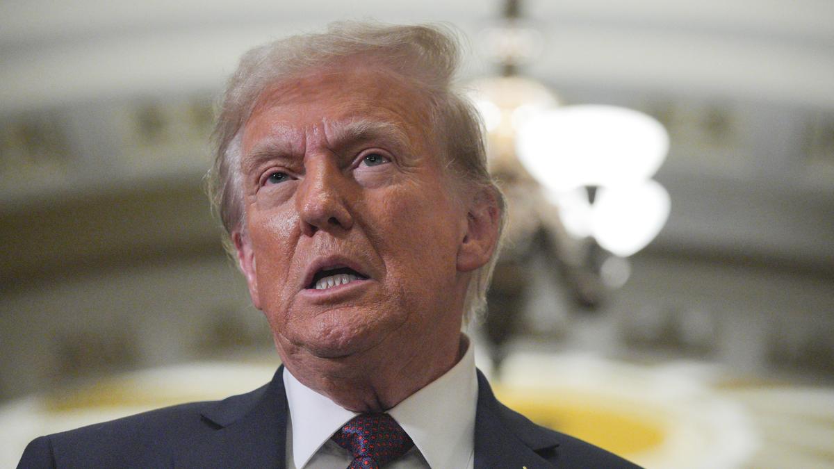 https://th-i.thgim.com/public/incoming/572lig/article69079339.ece/alternates/LANDSCAPE_1200/2025-01-09T012046Z_22423232_RC206CABIUUK_RTRMADP_3_USA-TRUMP-CONGRESS.JPG