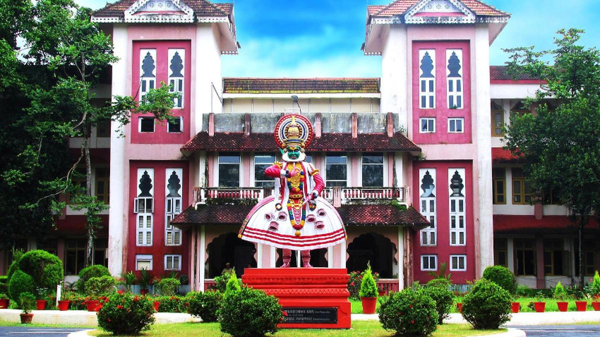 Cusat adopts genderneutral uniform across its campus The Hindu