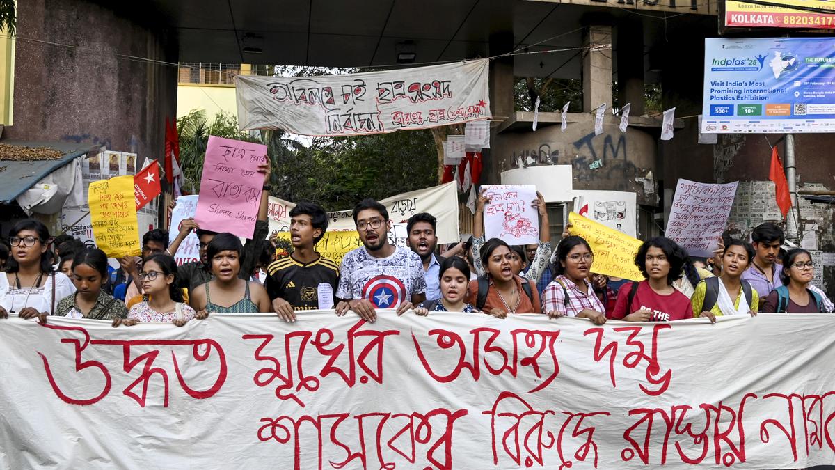 Jadavpur University students threaten shutdown over March 1 incident