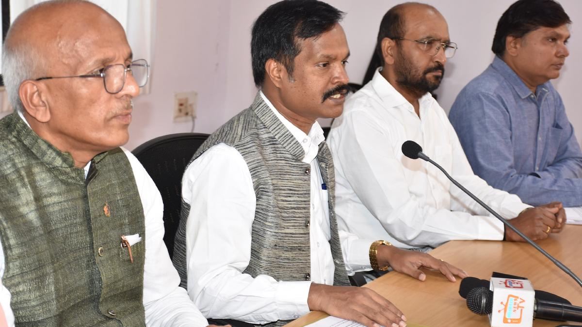 Central Silk Board&rsquo;s contributions to showcased during platinum jubilee celebrations