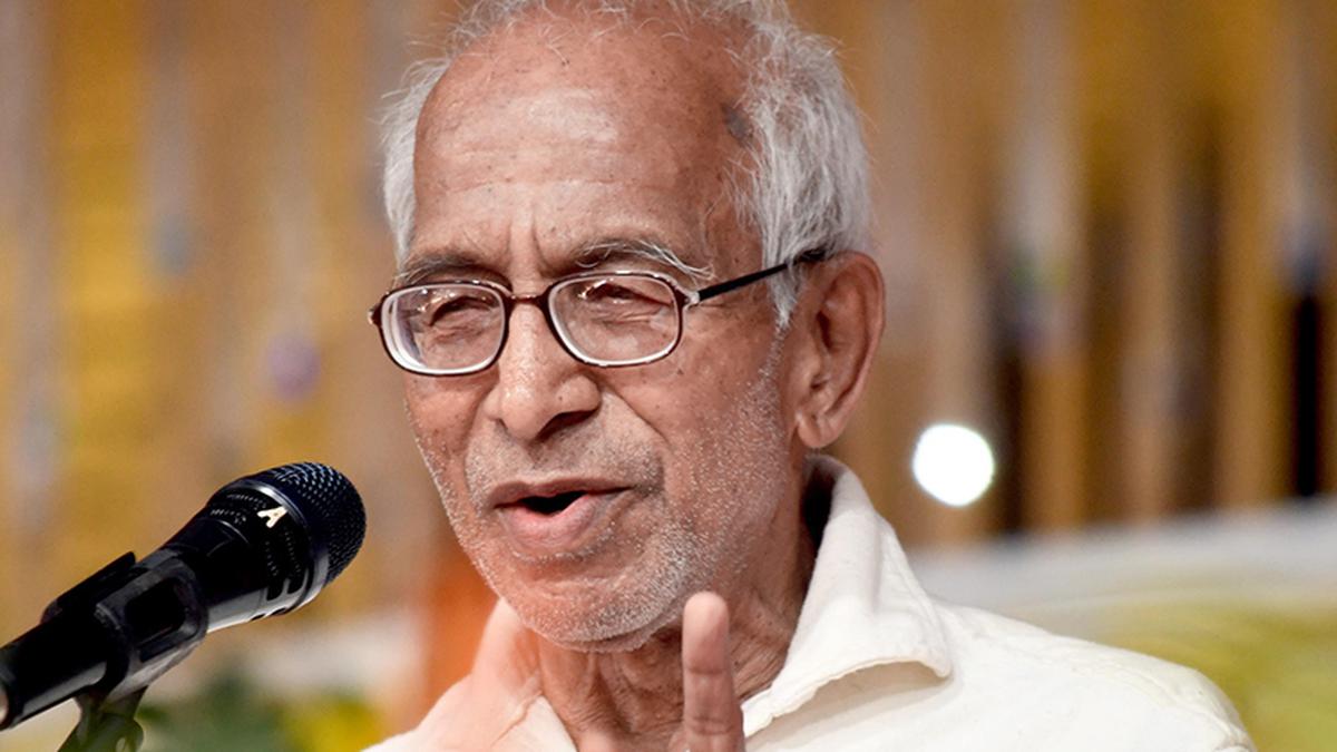siddeshwar-swami-a-seer-who-transcended-sectarian-beliefs-the-hindu