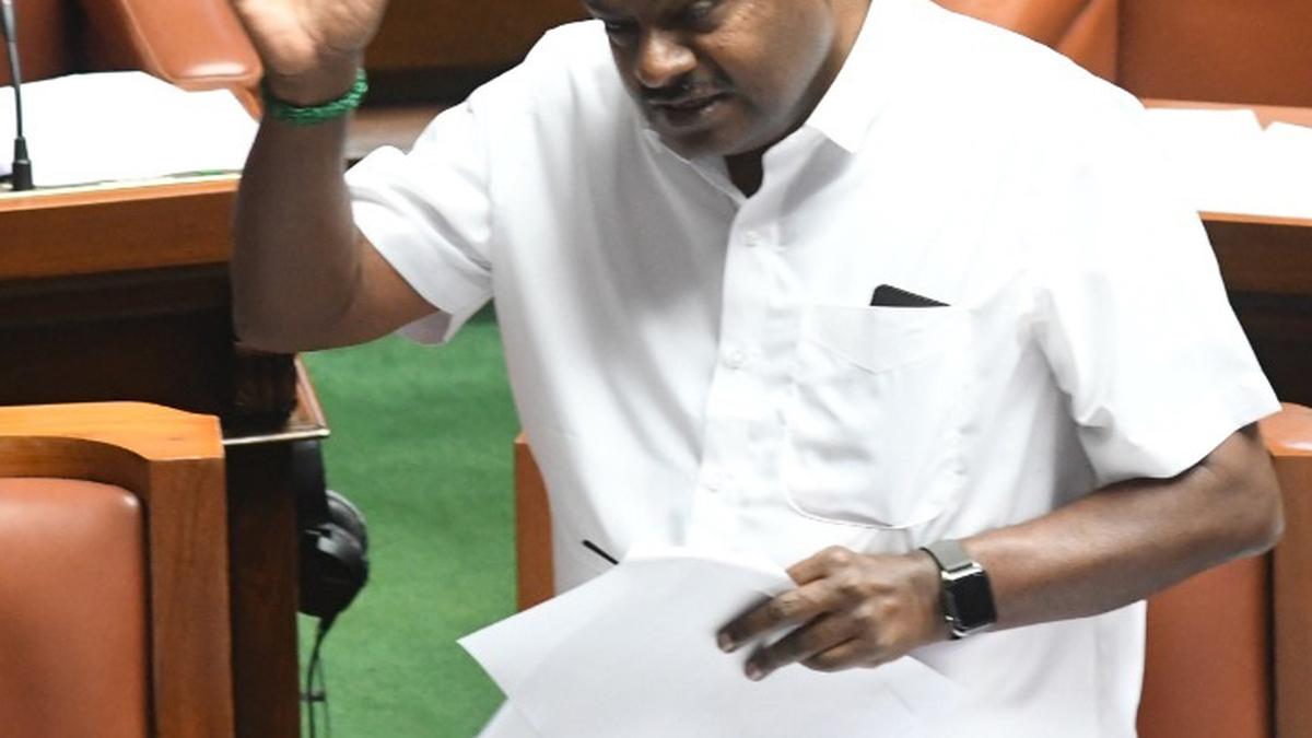 Kumaraswamy invites Congress govt. for debate on devolution of taxes