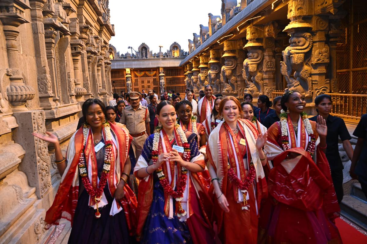 World 2025 World 2025 contestants were on Thursday at Yadagirigutta Temple in Yadadri Bangir region. World 2025 World 2025 contestants were on Thursday at Yadagirigutta Temple in Yadadri Bangir region.