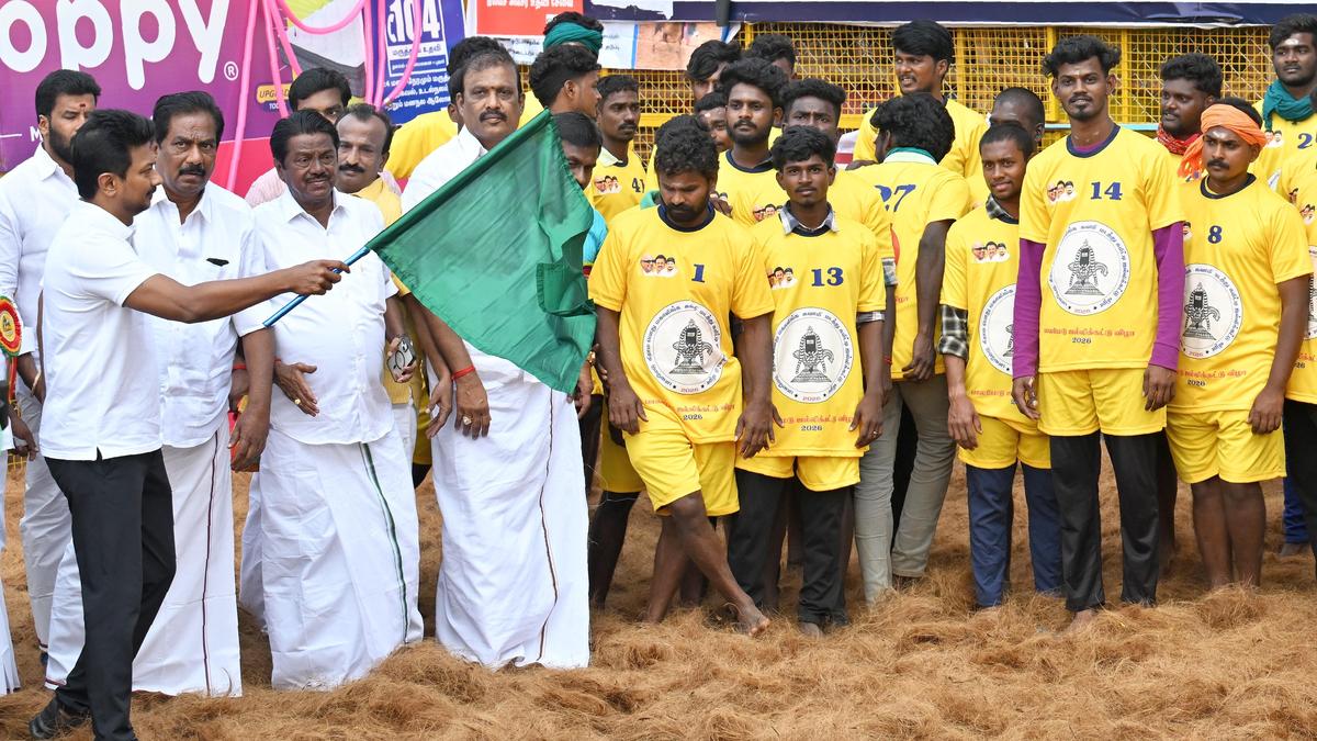 Deputy CM flags off Palamedu jallikattu; youth gets car as prize for taming 17 bulls