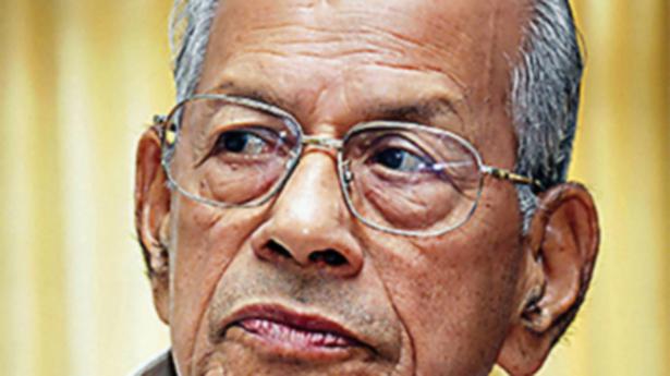 Sreedharan suggests Palarivattom-like traffic arrangement at Vyttila