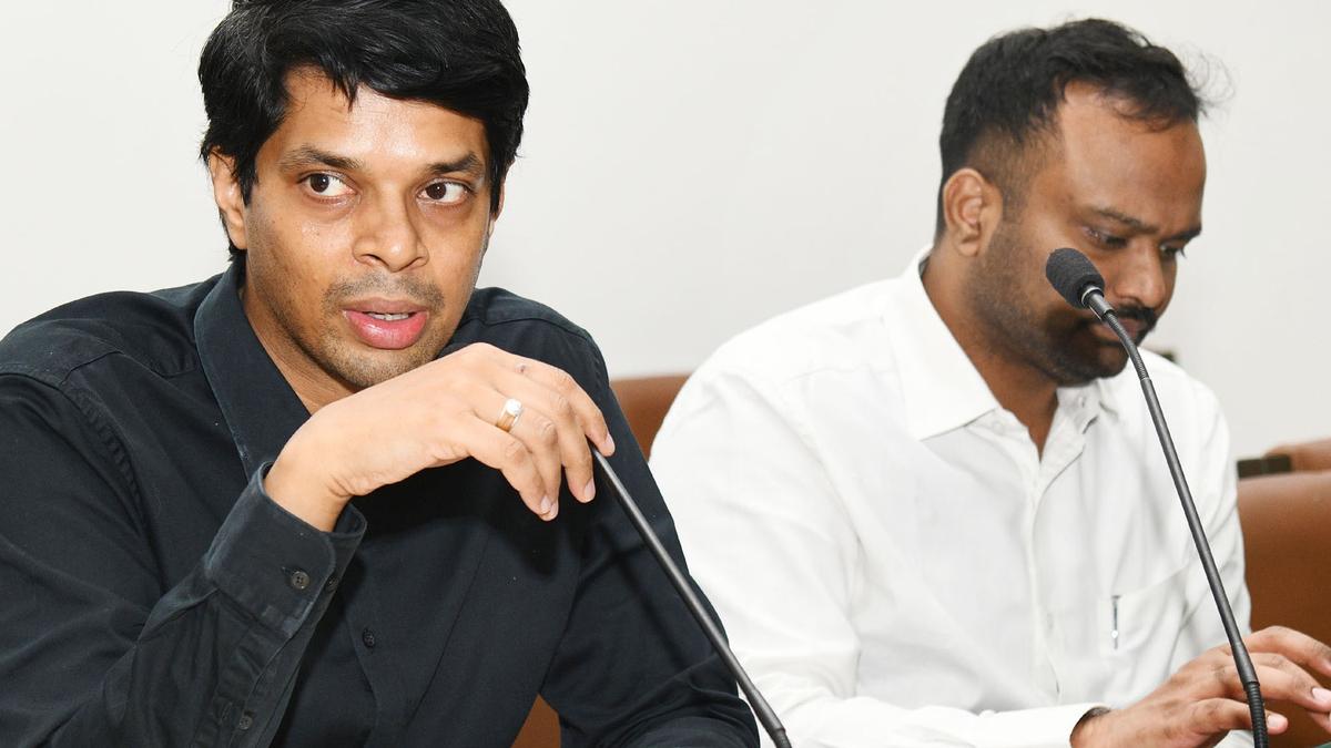 DC instructs officials to ensure govt. benefits reach differently-abled persons