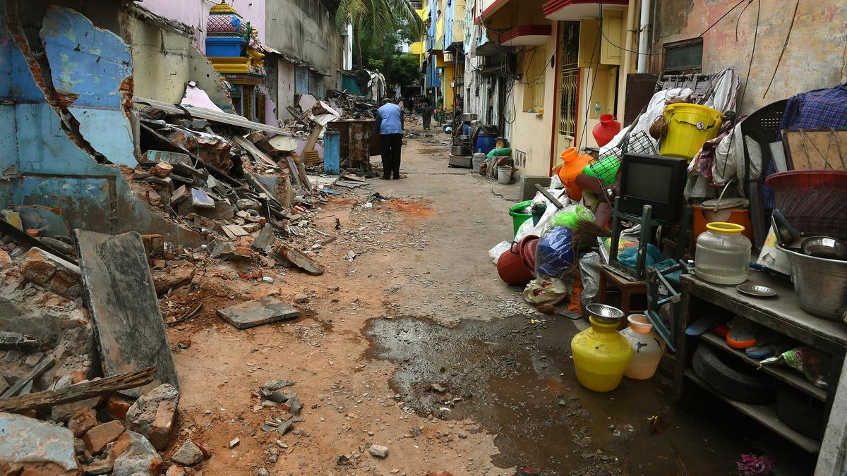 Demand of ₹5.5 lakh for new houses leaves evicted families distraught