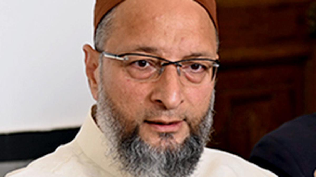 Was hoping for a resolution of the hijab case in Supreme Court today: Asaduddin Owaisi