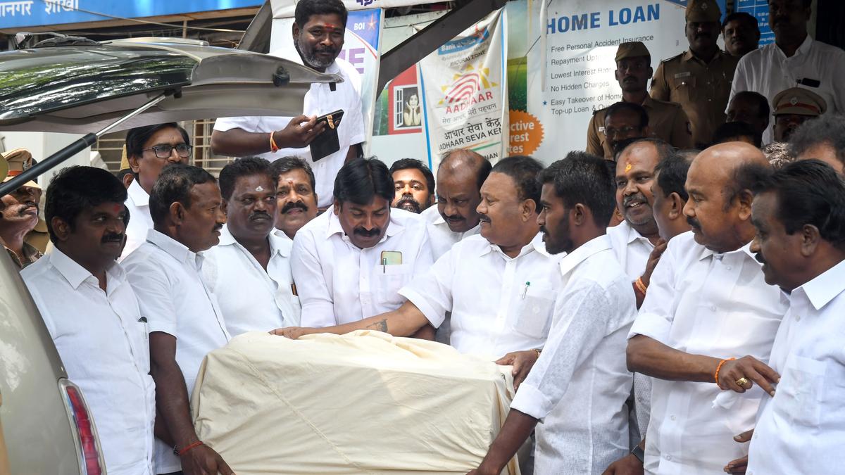 Golden armour for Thevar statue at Pasumpon handed to Dindigul Sreenivasan