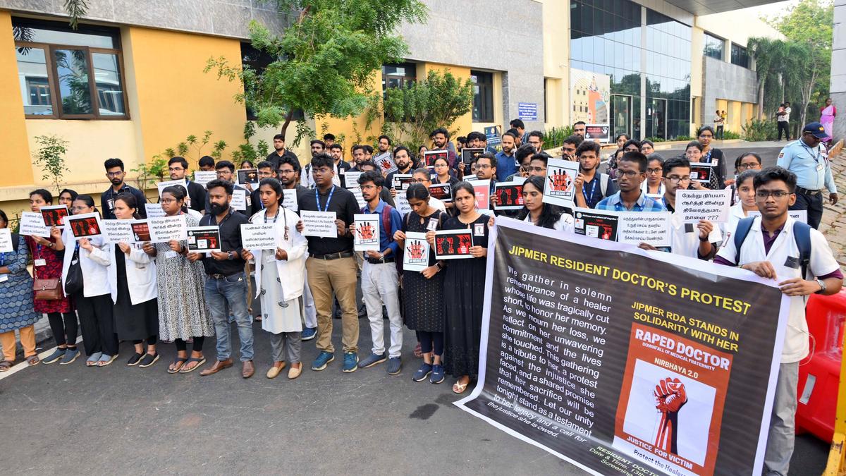 Kolkata rape-murder case: JIPMER resident doctors in Puducherry launch indefinite strike