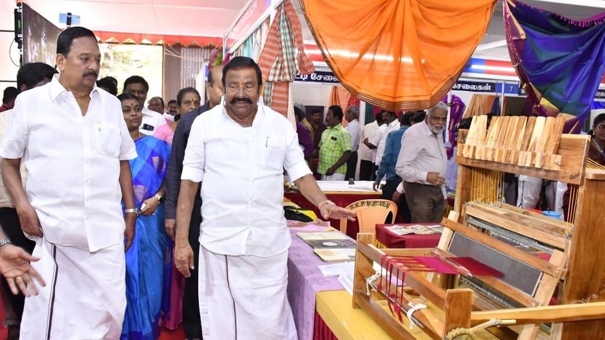 Co-optex lauded for sustainable marketing of State’s handloom weaves