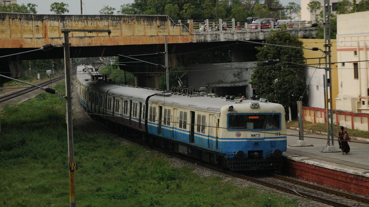 MLAs urge Telangana Govt to focus on public transportation system in Hyderabad