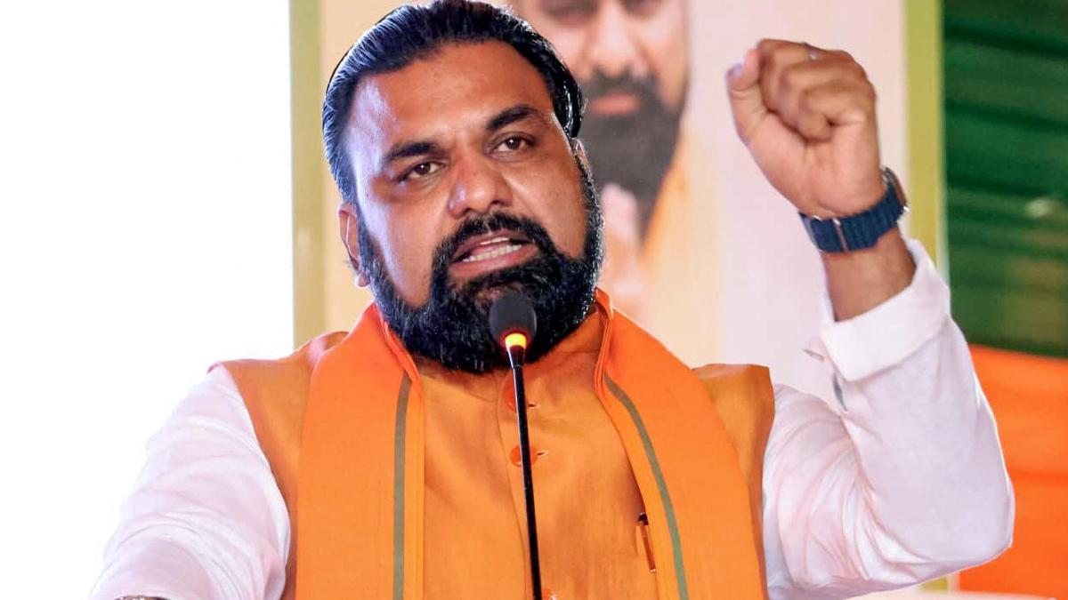 Will take strict action against officials who hold up files for more than a month, says Bihar CM