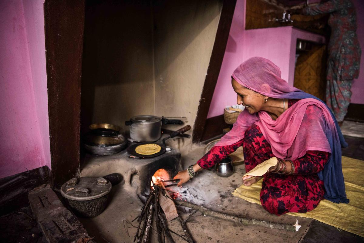 Enjoy a meal and a cup of tea at a local’s home as part of Amaya’s community initiative Enjoy a meal and a cup of tea at a local’s home as part of Amaya’s community initiative