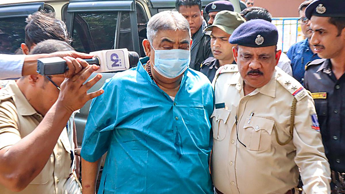 Anubrata taken in W.B. police custody after Delhi court issues production warrant