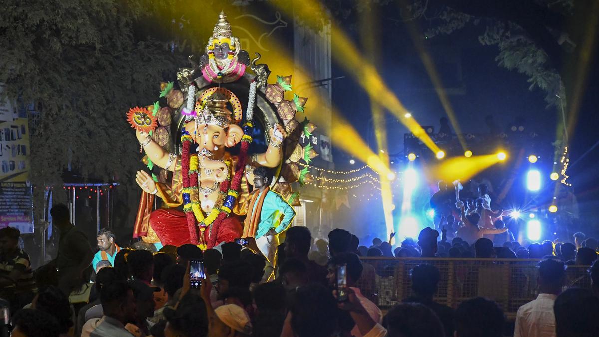 Devotees bid adieu to Lord Ganesh after 11-day festivities in Hubballi