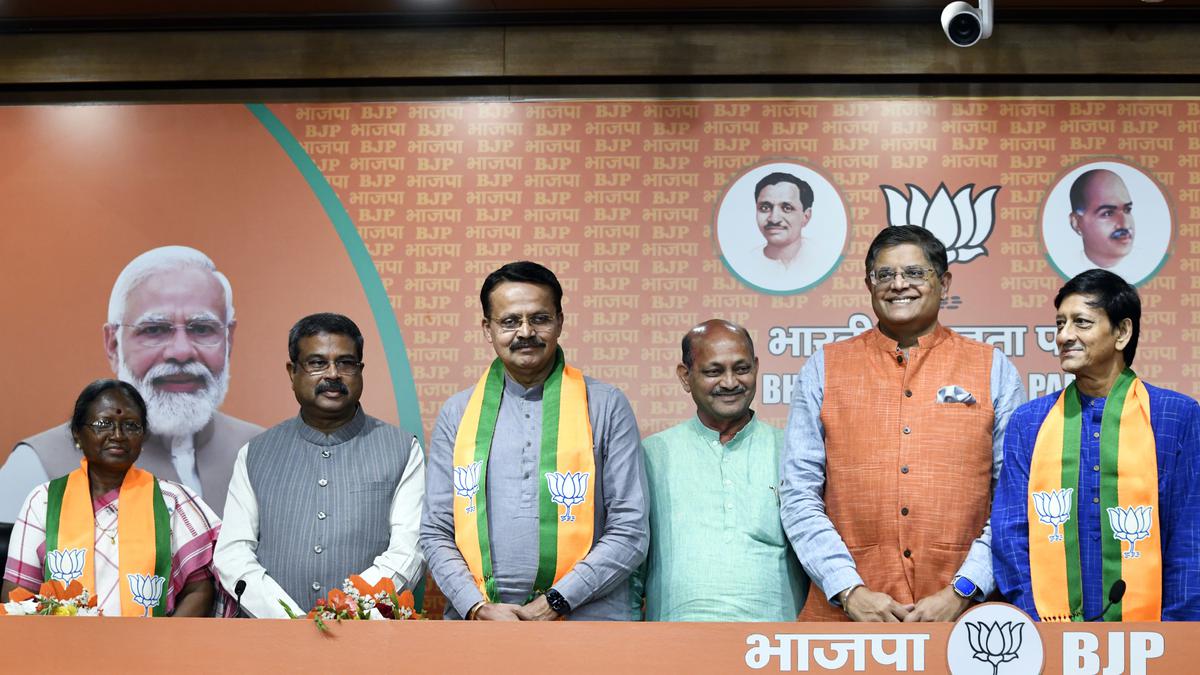 Ahead of Odisha polls, ex-BJD leader Bhartruhari Mahtab joins BJP