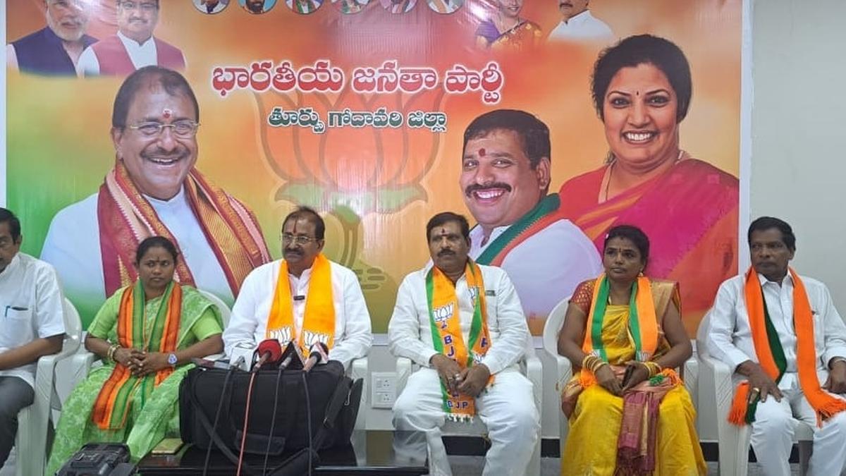 Ward and village volunteer system in Andhra Pradesh is unconstitutional, says Somu Veerraju