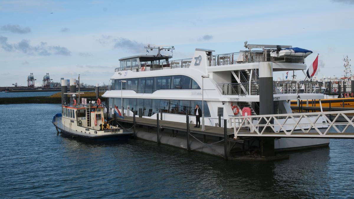 Hantavirus-stricken cruise ship expected to arrive in Netherlands