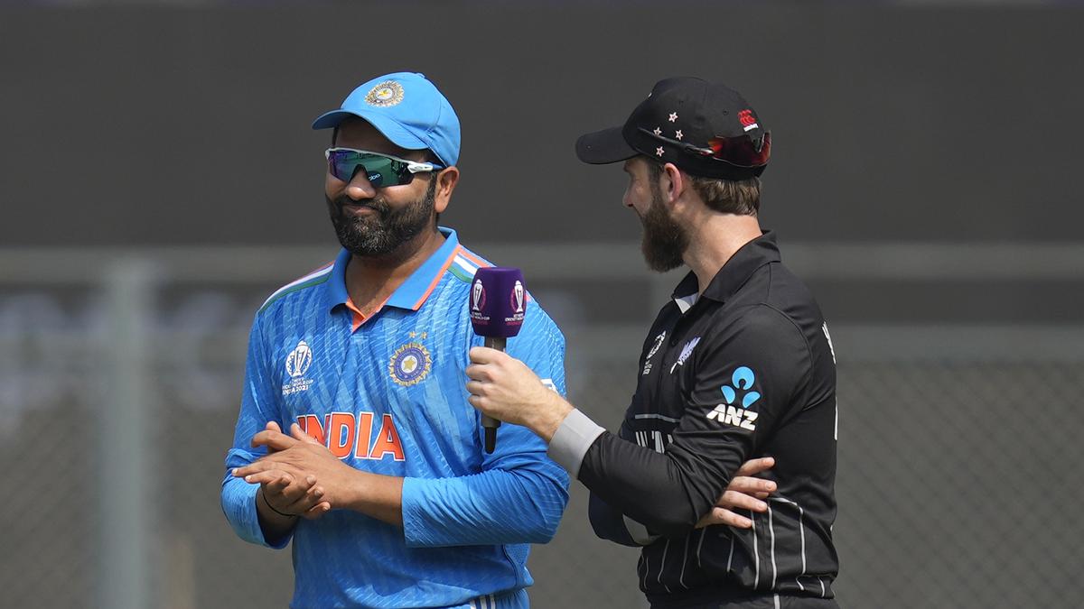 IND vs NZ semifinal | India win toss, opt to bat against Kiwis