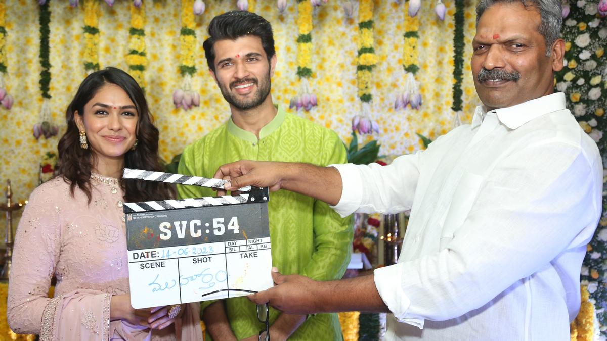 Vijay Deverakonda, Mrunal Thakur team up for a Telugu film