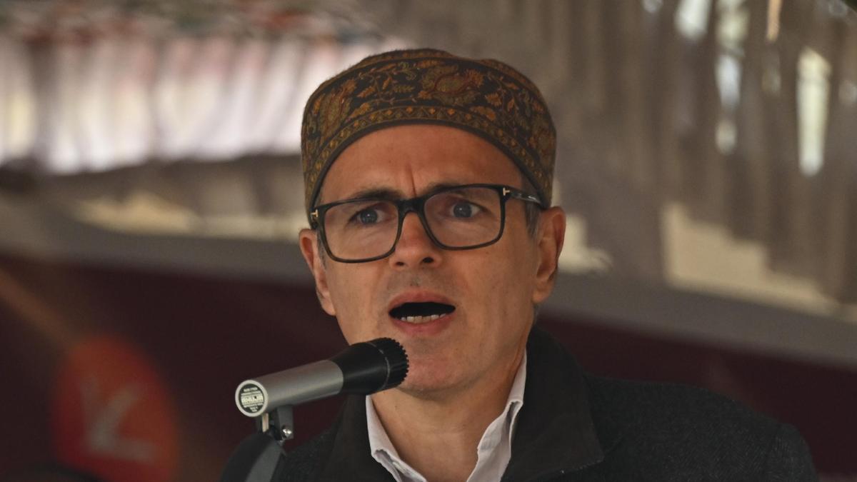 Delhi blast: All Kashmiris being looked at with suspicion, says Omar Abdullah