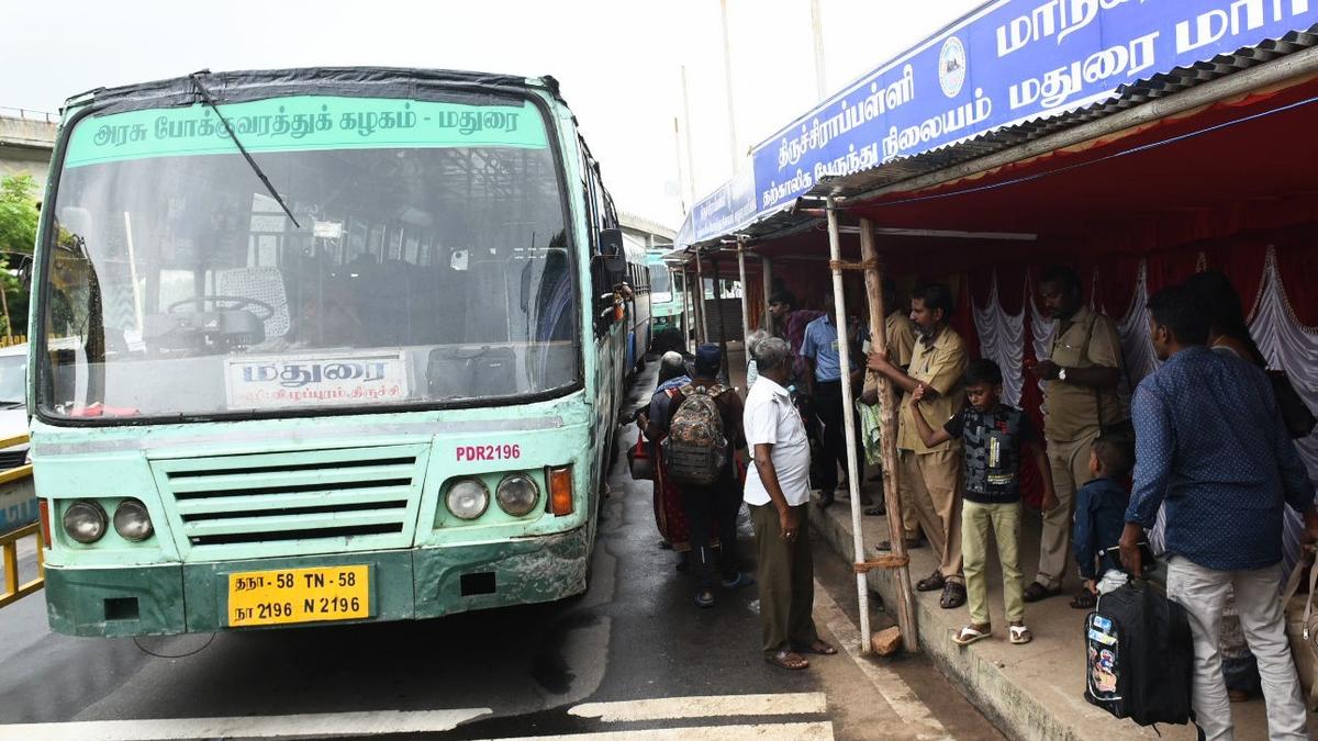 Temporary bus stands established at Tiruchi for Deepavali festival